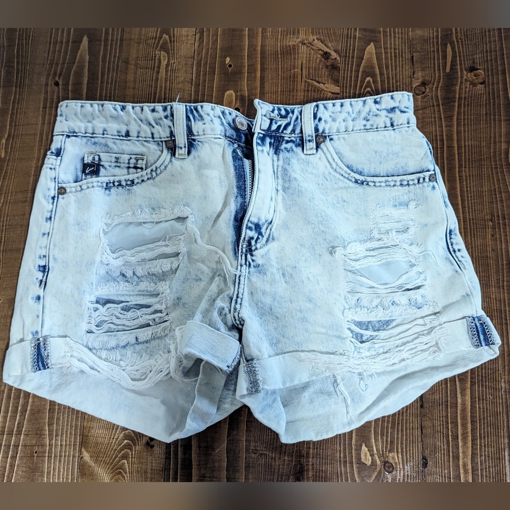 KanCan Light Wash Denim Shorts